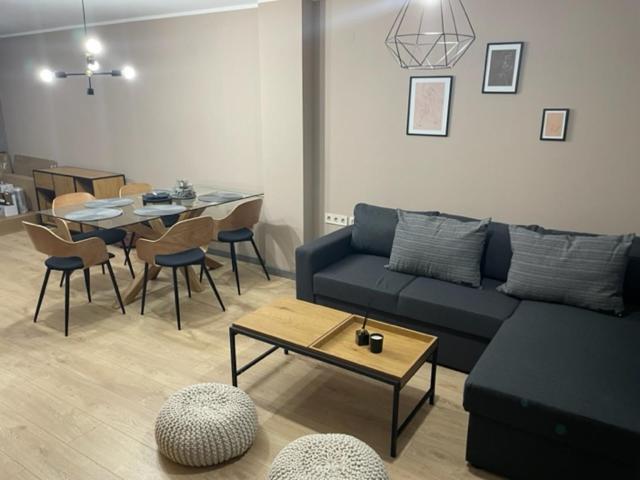 Mitra Luxury Apartments Sjoemen Buitenkant foto